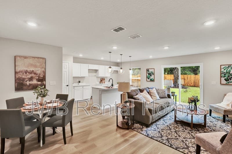 Jacksonville House: 2356 Brooklyn Rd