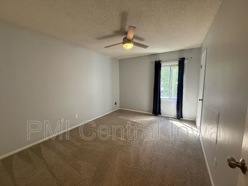 Des Moines Townhome: 2843 Southeast 20th Street