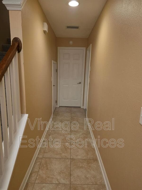 Brandon House: 2425 Middleton Grove Dr