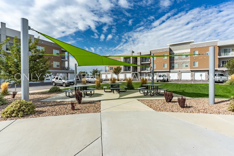 Spanish Fork Condo: 891 S 2300 E 3