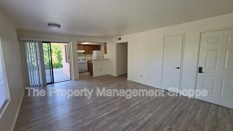 Santa Paula Condo: 234 S Steckel Drive