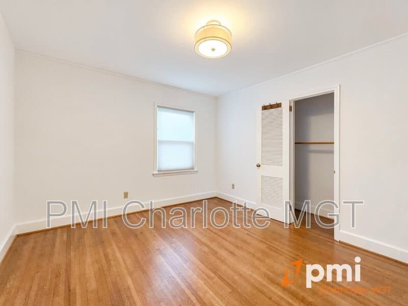 Charlotte House: 1140 Bevis Dr