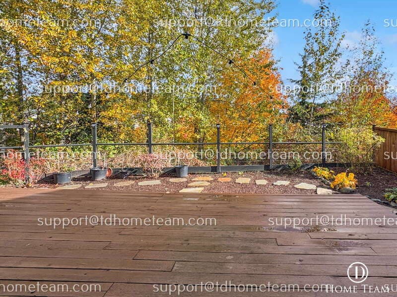 Kent House: 23806 118th Pl SE