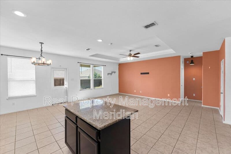 Fort Worth House: 2412 Simmental Rd