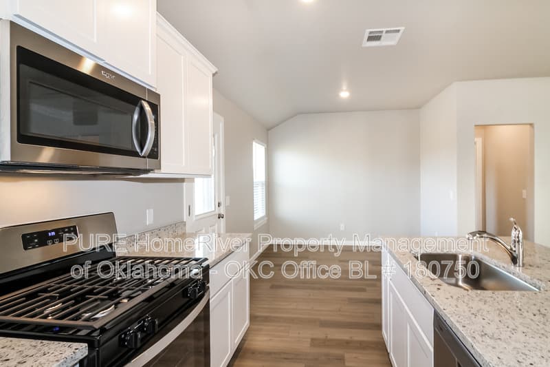 El Reno House: 1608 Ruby Dr