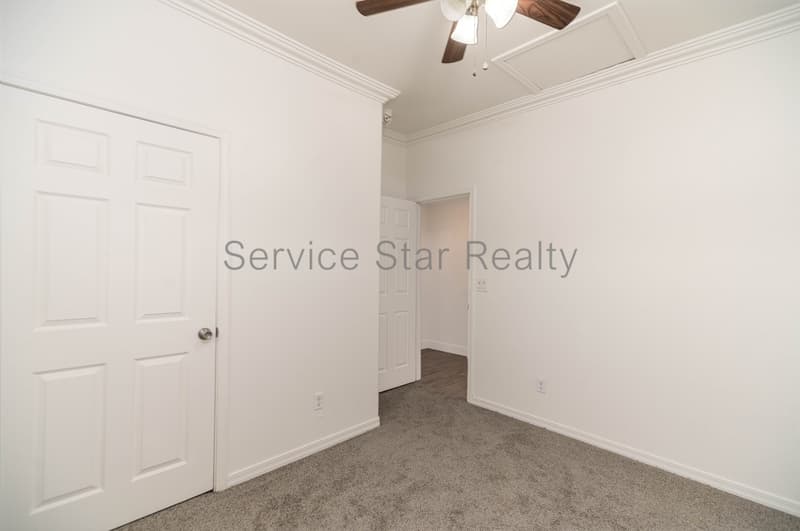 Phoenix House: 337 N 15th Ave