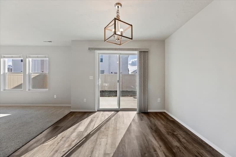 Caldwell House: 2406 Dorset Court