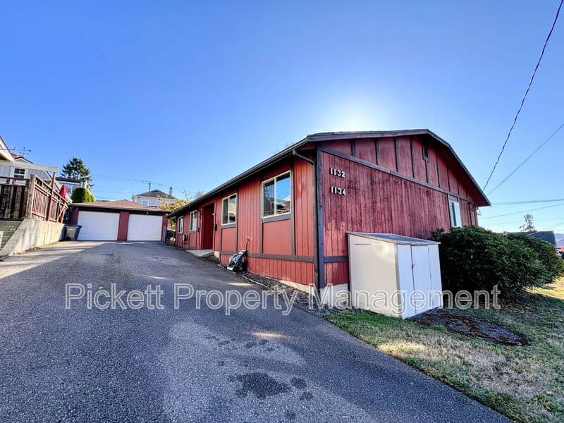 Bremerton Condo: 1132 Scott Ave