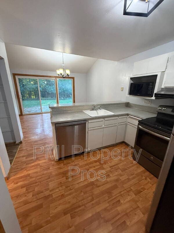 Brookfield Townhome: 4140 Eldorado Court