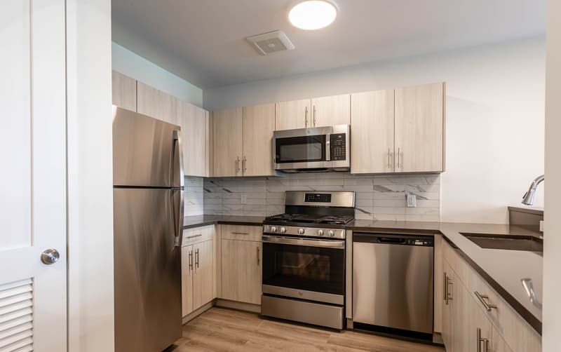City of Orange Condo: 416 Highland Ave - 527