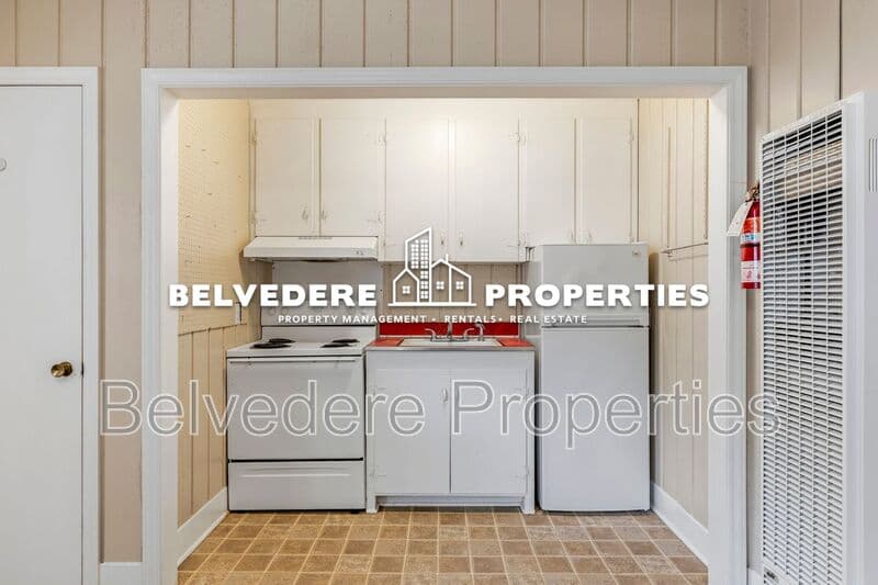Greensboro Condo: 215 McIver St.