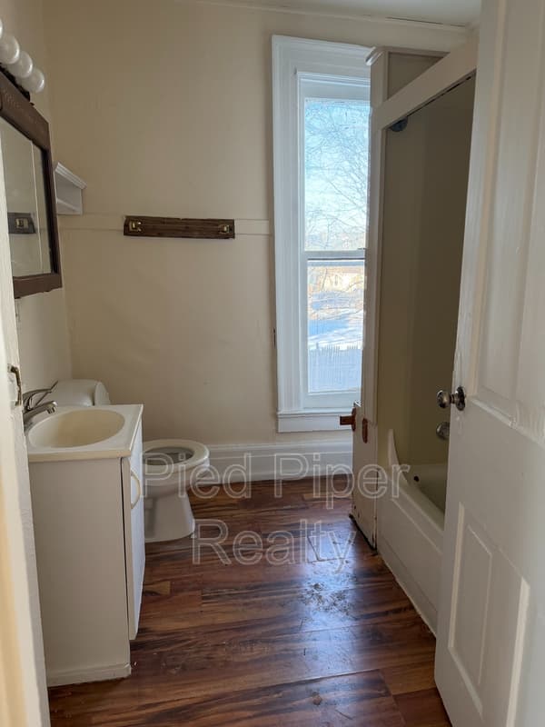Freeport Condo: 406 E Prospect Terr