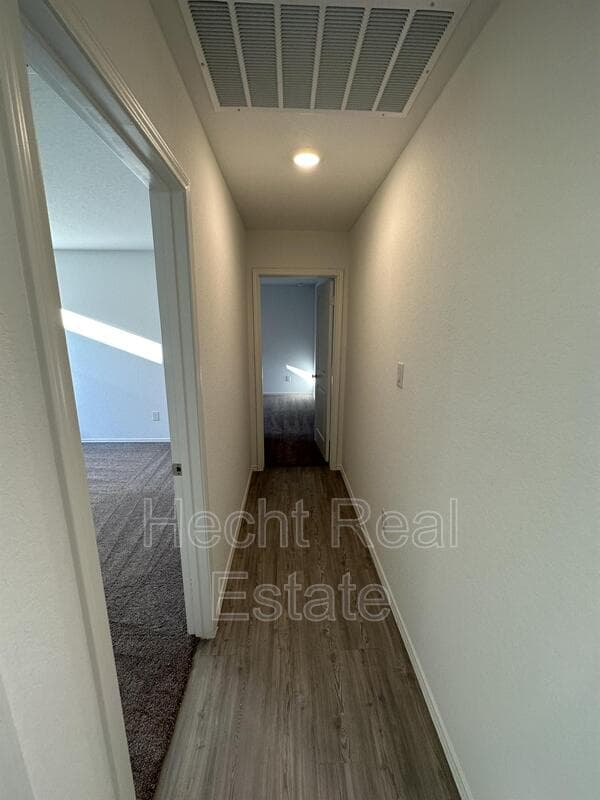 Seguin House: 5850 Coahuila