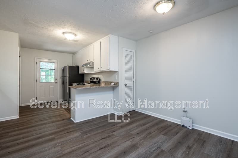 Lawrenceville Condo: 511 Downing St