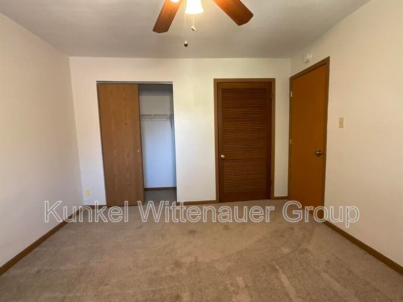 Swansea Condo: 1813-4 Jamestown Road