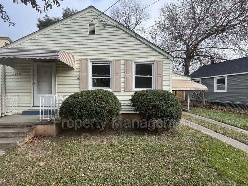 Norfolk House: 9212 Pinedale Street