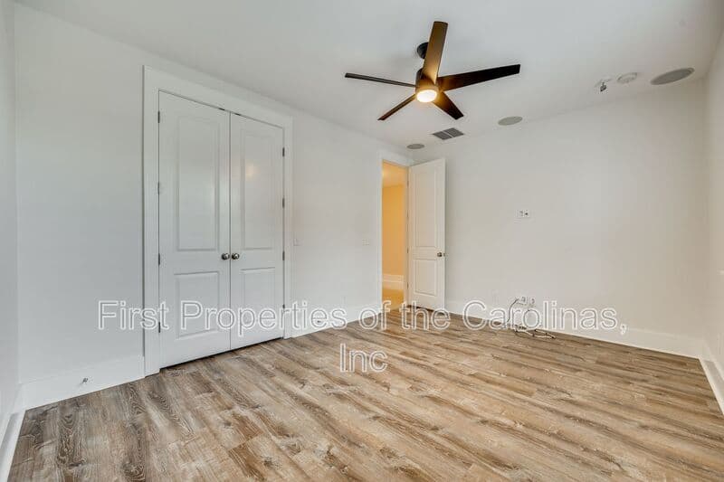Rock Hill House: 799 Herrons Ferry Rd.
