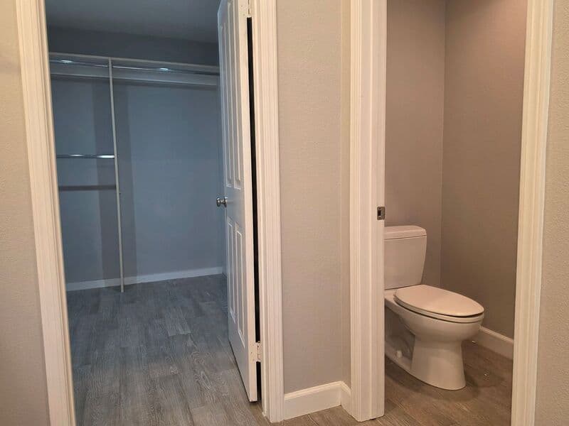 Tustin House: 12425 Woodhall Way