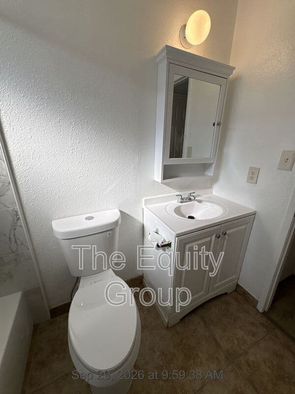 Exeter Condo: 320 North E Street