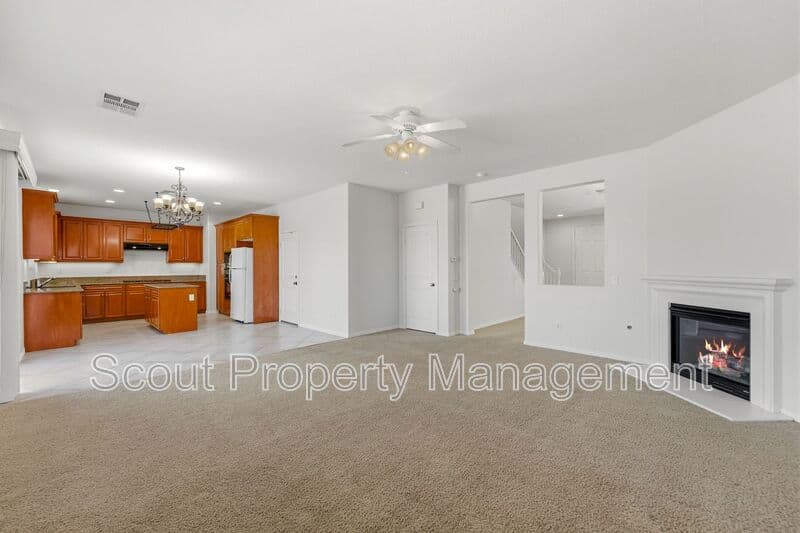 Menifee House: 29128 Rockledge Drive