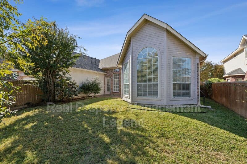 Plano House: 8012 Greenwood Dr