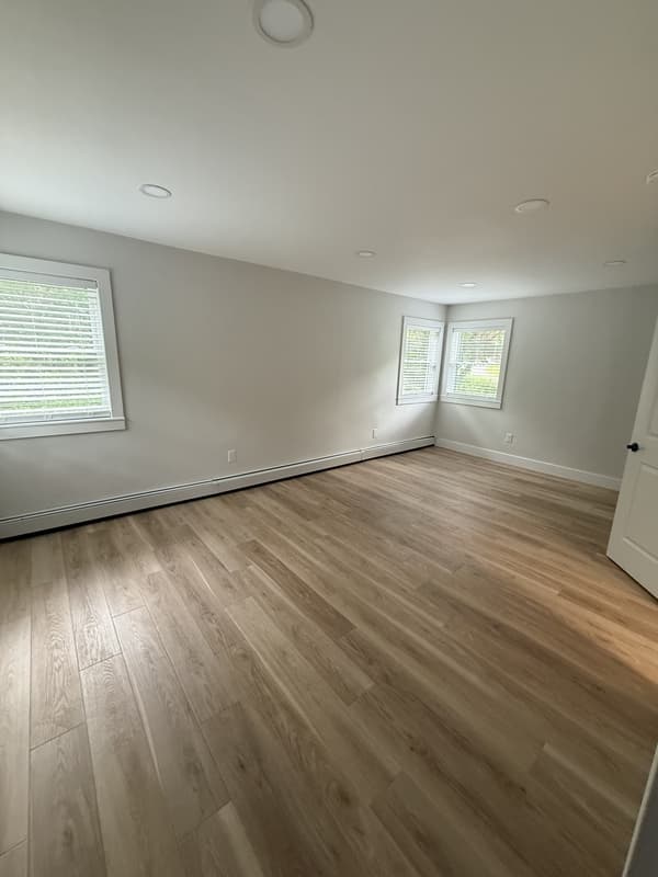 Hurley Condo: 1050 Lucas Avenue Extension - #2