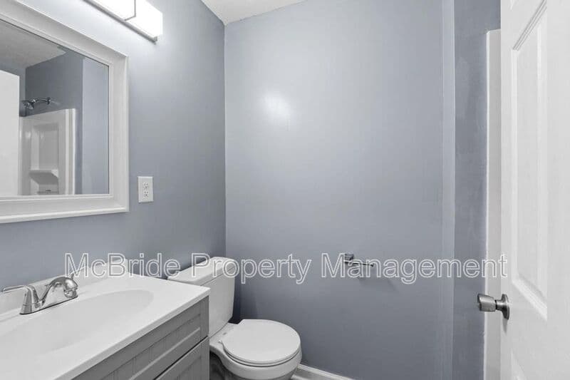 Augusta House: 1413 Springview Drive