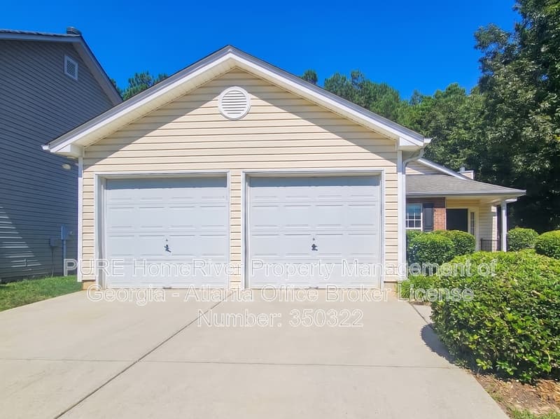 Snellville House: 3607 Oakland Spring Ct