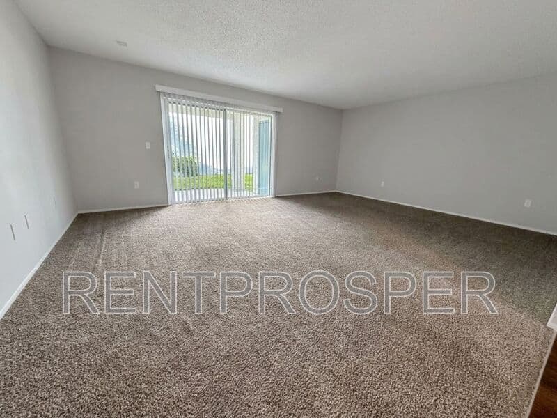 Orlando Townhome: 4419 S. Semoran Blvd
