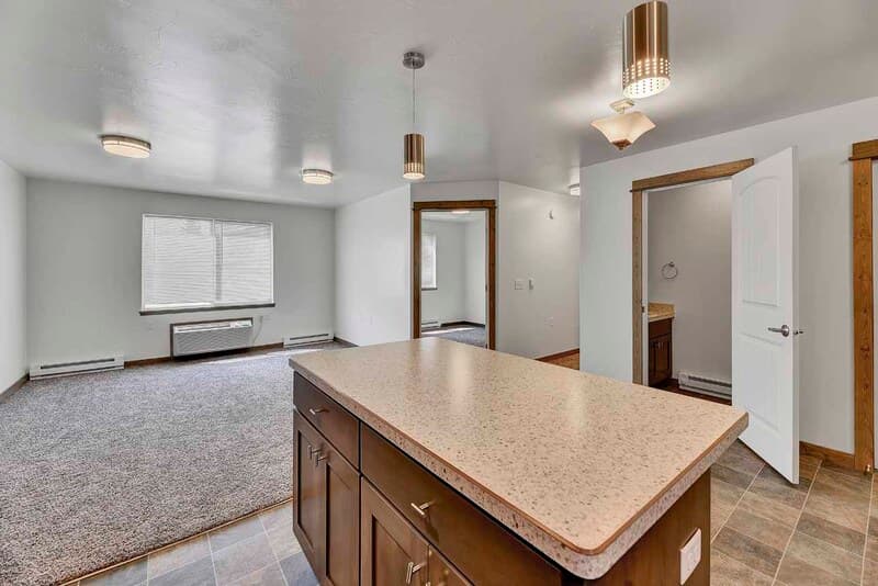 Helena Condo: 930 Gibbon Rd -4