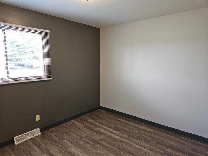 Berlin Condo: 334 Center Street - 2