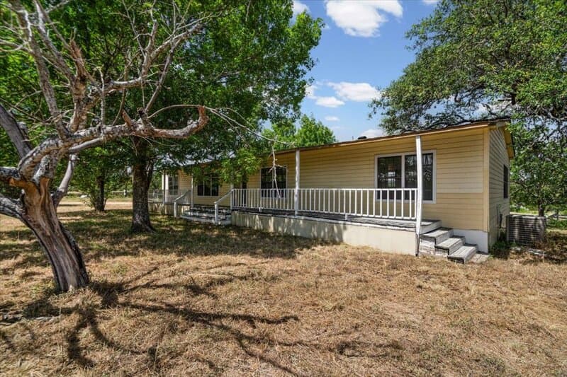 Austin House: 13501 Nutty Brown Road