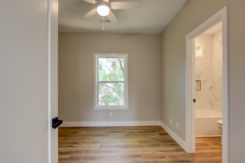 Guthrie House: 230 3rd Street