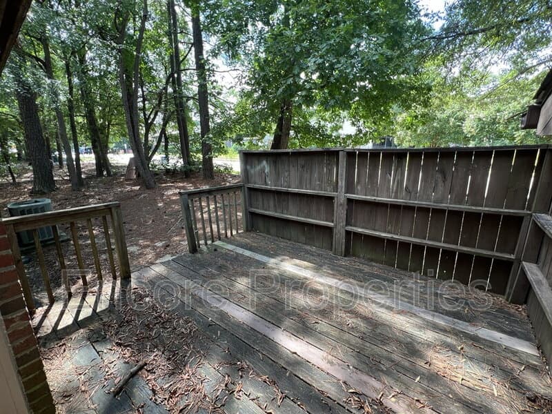 Raleigh Condo: 4826 Hollenden Road