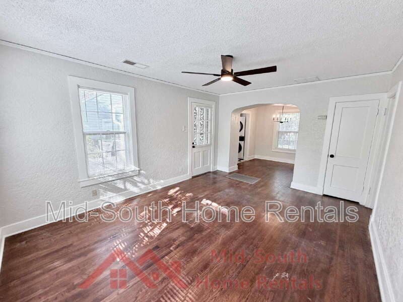 Memphis House: 594 South Graham Street