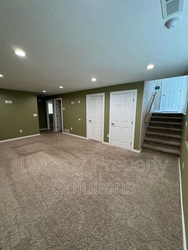 Mandan House: 3721 48th Street NW