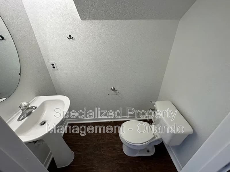 Davenport House: 1216 Belvoir Dr