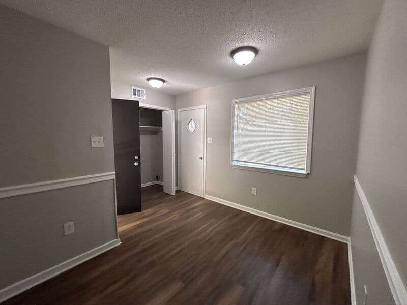 Memphis House: 5259 Cedar Bluff Dr