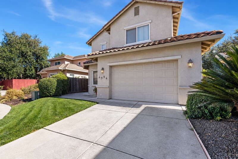 Fair Oaks House: 4994 Mariah Pl