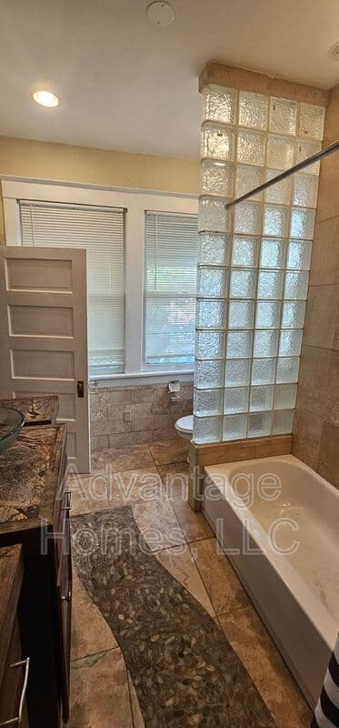 Kansas City House: 3808 Roanoke
