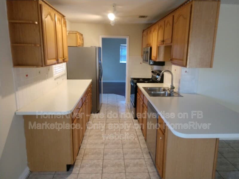 Tampa House: 2706 W Ballast Point Blvd
