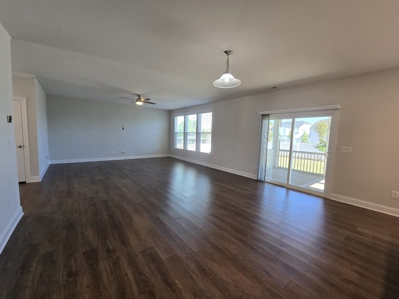 Knightdale House: 421 Hawkeye Drive