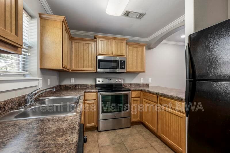Springdale Condo: 2210 Karrington Rdg