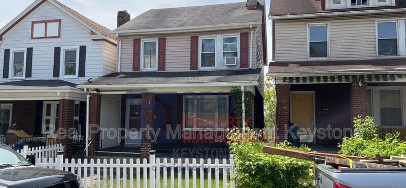 Pittsburgh House: 408 Alice Street