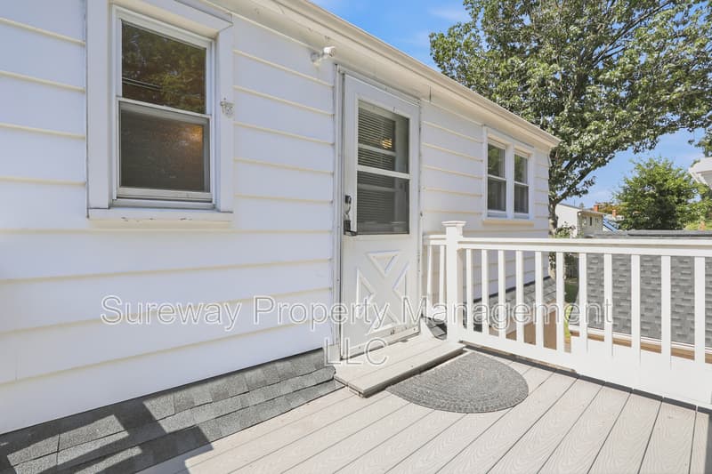 Haddon Heights Condo: 2008 Maple Ave