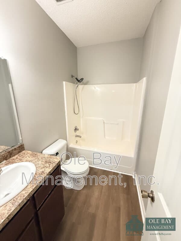 Mobile House: 3420 Fairfield Rd