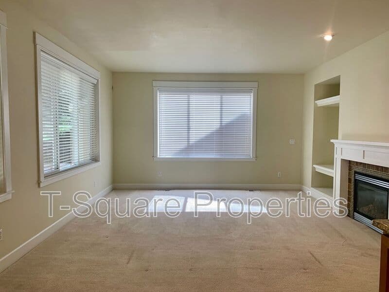 Redmond House: 11842 173rd Pl NE
