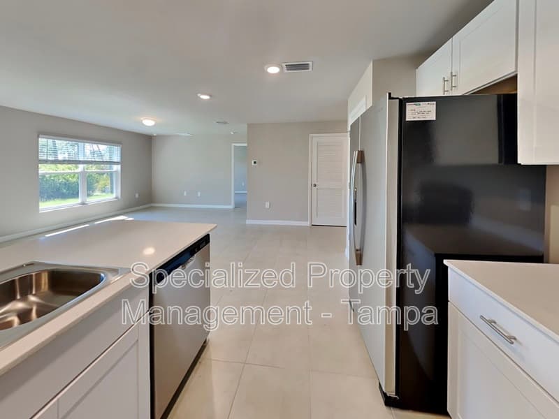 Port Charlotte House: 4731 Gillot Blvd