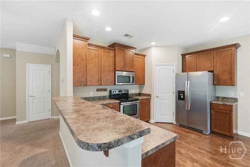 Richmond Hill House: 380 Summer Hill Way