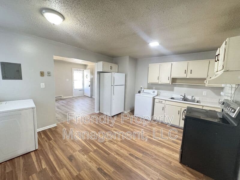 Greensboro House: 1112 Caldwell St